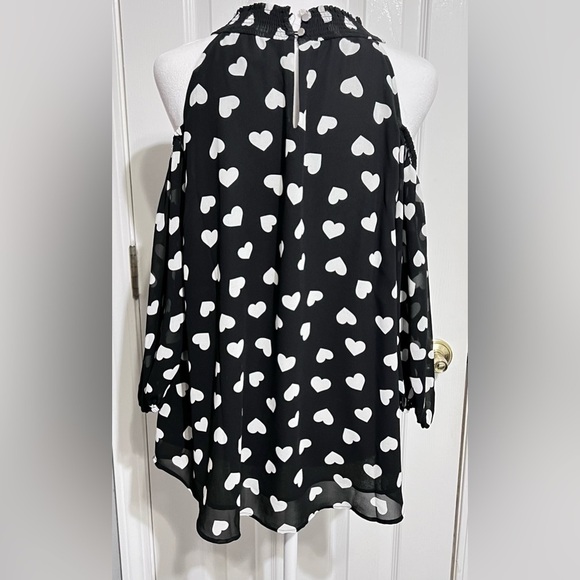 Women’s Large *Cold Shoulder* Blouse Black with White Hearts 3/4 sleeves - Picture 4 of 9